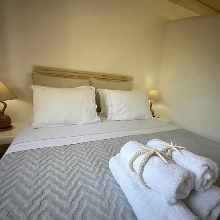 Divers House * Agrari (Mykonos)