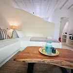 Apartment Divers House