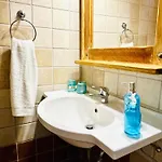 Divers House Apartment Agrari (Mykonos)