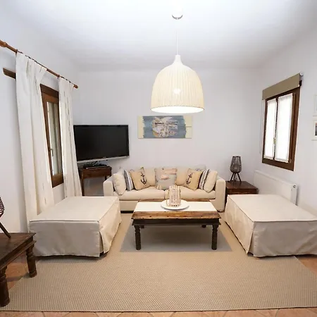 Divers House Agrari (Mykonos)