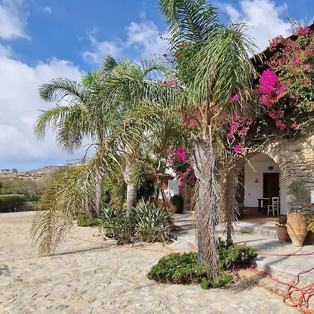 Divers House Apartment Agrari (Mykonos)