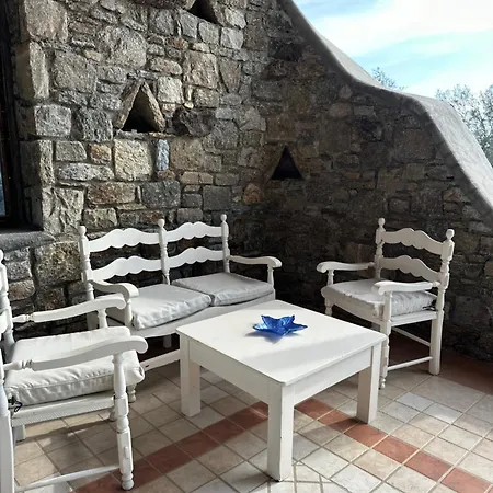 Divers House *