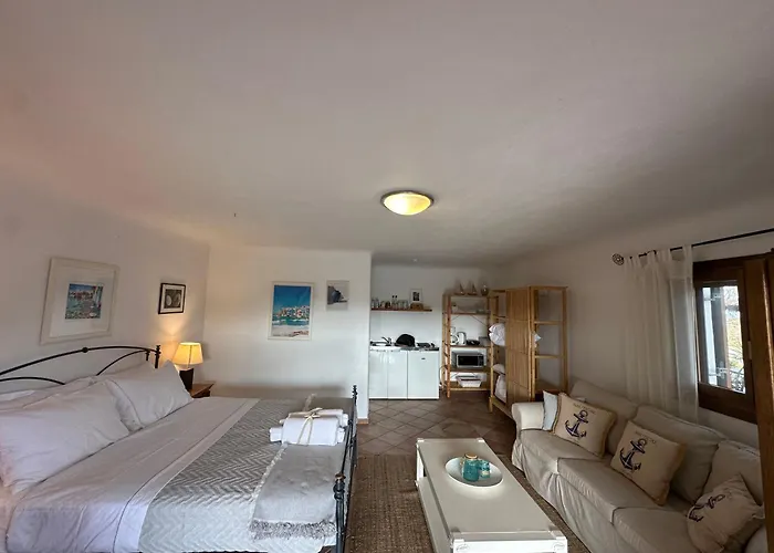 Divers House Апартаменты Аграри